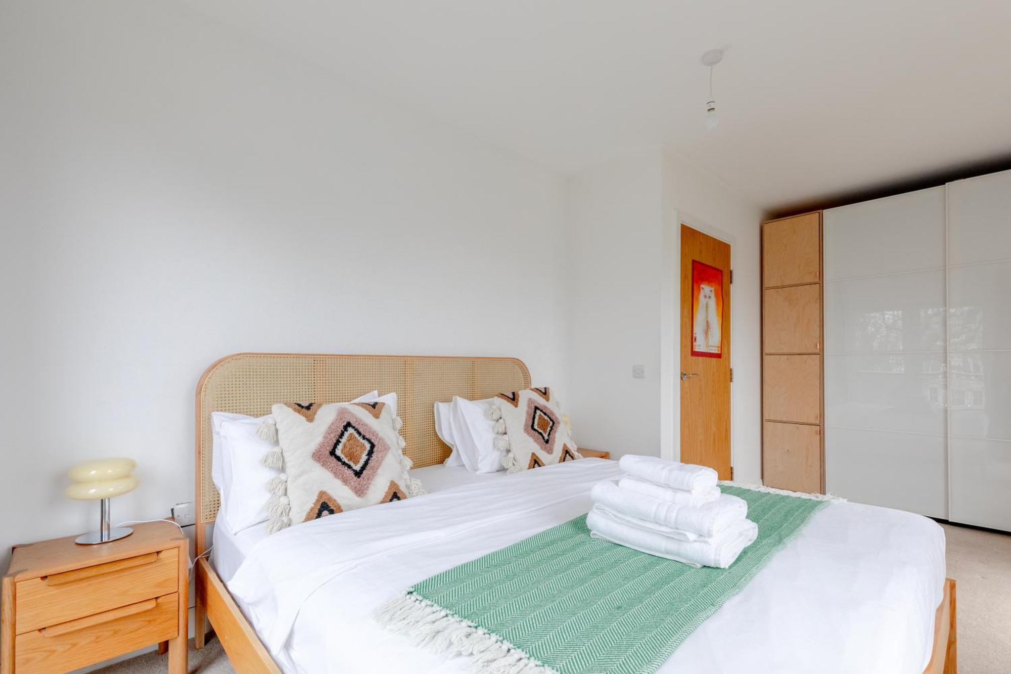 Apartamento & Modern 1bd Flat With Balcony Hackney!